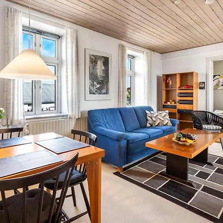 Apartman 2 Bedroom Beautiful In Sydals Skovby
