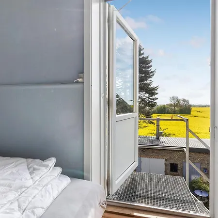 2 Bedroom Beautiful In Sydals Apartman *