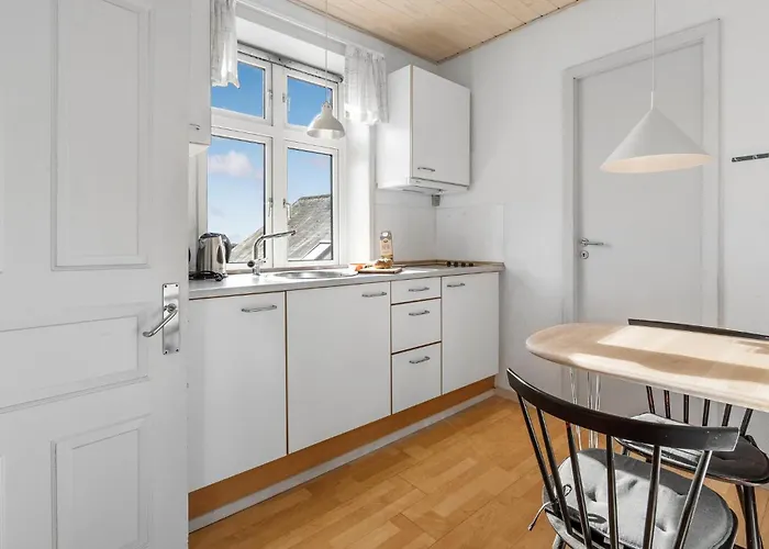 2 Bedroom Beautiful In Sydals * Skovby