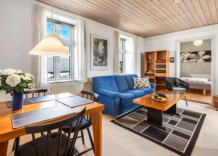 Apartman 2 Bedroom Beautiful In Sydals Skovby